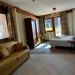 Otel Nest Sestriere