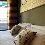 Nest Otel