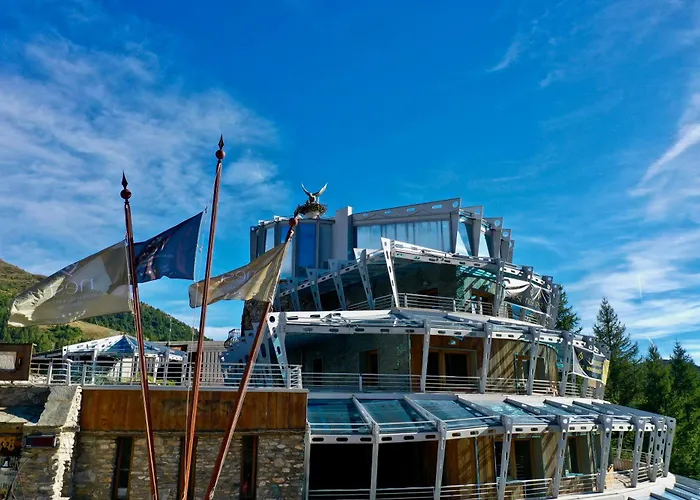 Nest سيستريير